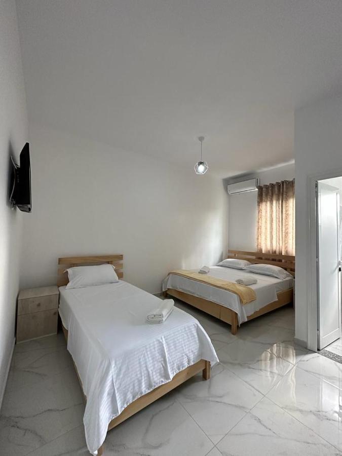Hotel A & V Dodani Deja's Ford Екстер'єр фото